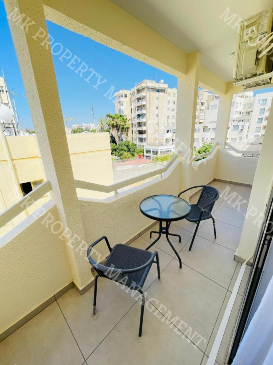 Milos City Center Apts No.34 Larnaca Buitenkant foto